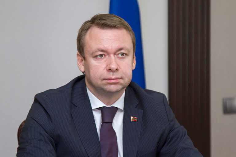Движение по социальным маршрутам