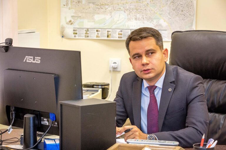 В эту профессию прийти сложно, а уйти из нее невозможно!