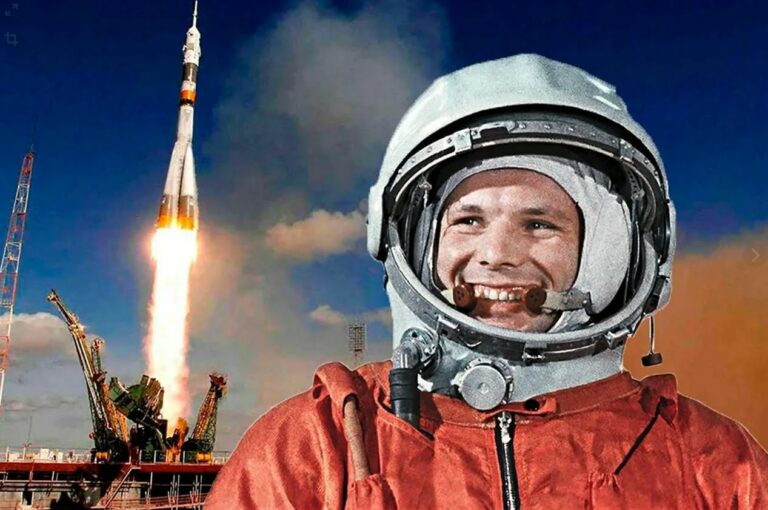 Поздравление с Днём космонавтики