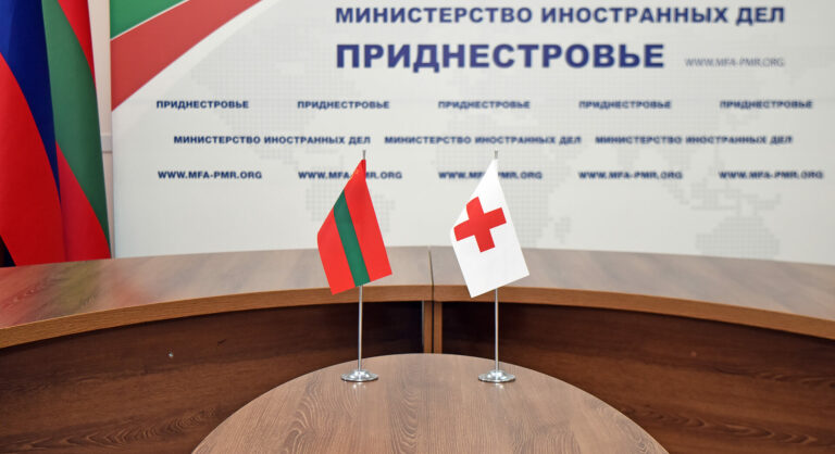 Гуманитарная миссия в приоритете