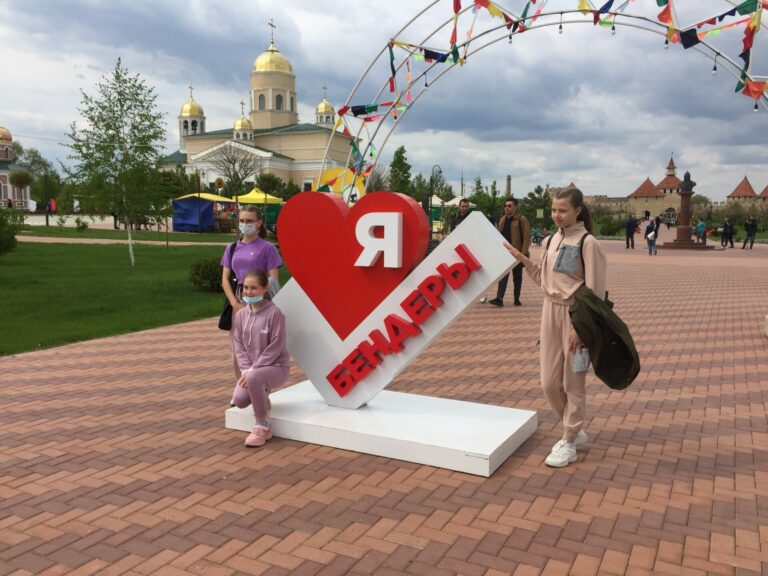 Майский пикник в крепости