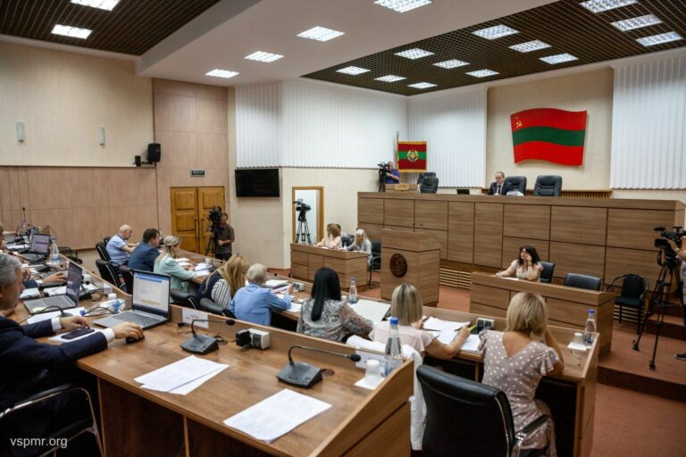 Социальная проблематика в депутатском поле зрения