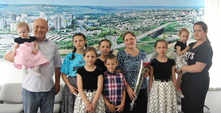 Чье призвание просто быть мамой