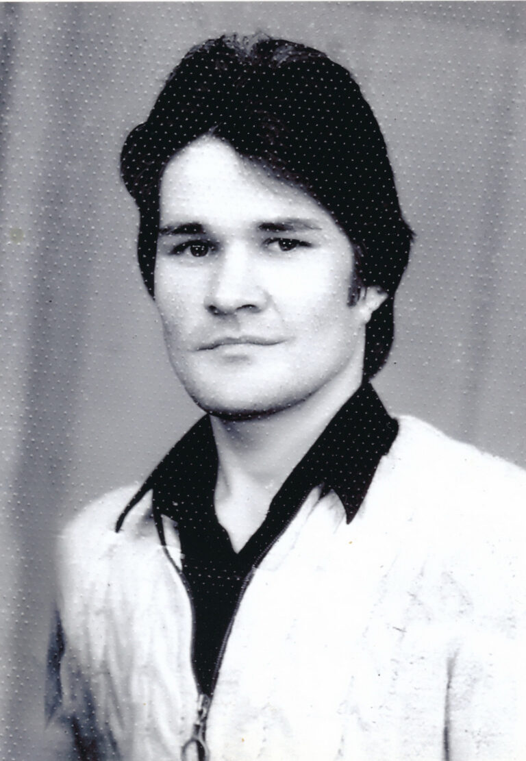 Погиб в 1992-м. Жив в памяти до сих пор. Навсегда