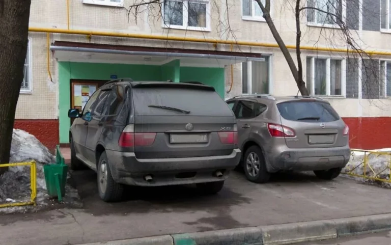 Не «все вокруг колхозное, все вокруг мое»