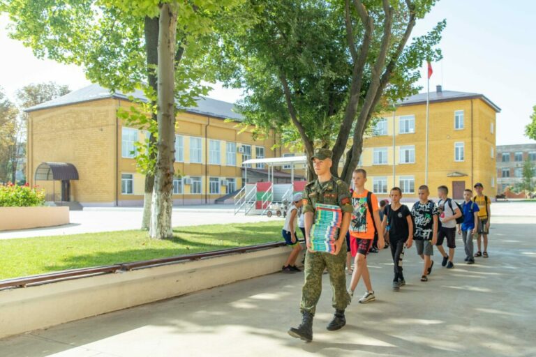 Курс молодого суворовца