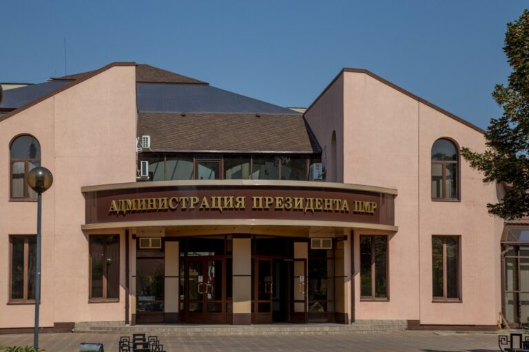 25 проектов получат президентские гранты