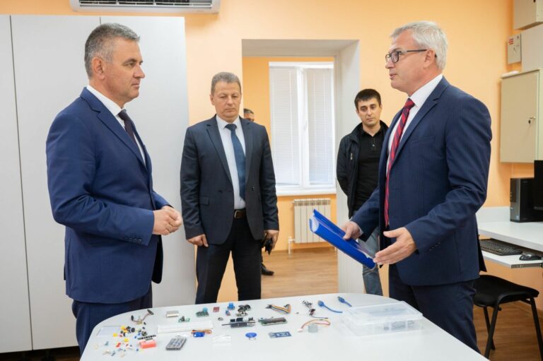 Мир IT для школьников