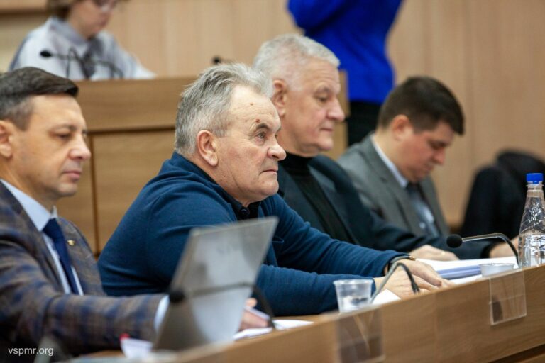 Перед парламентскими каникулами