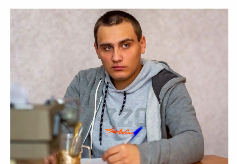 Молодежь в поисках правды