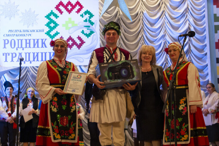 Всех нас питающий родник