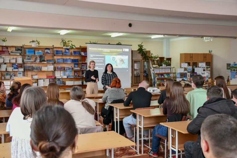 Смотри, кому выгодно