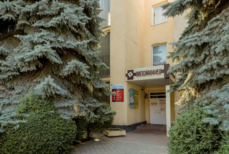 Что написано пером