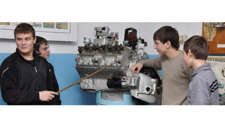 Ключевое слово – практика