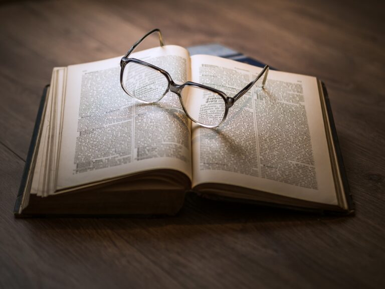 Лучше бы книгупочитал!