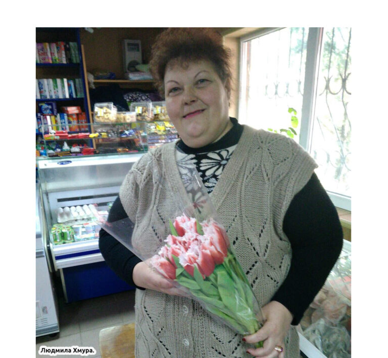 Лавка у дома