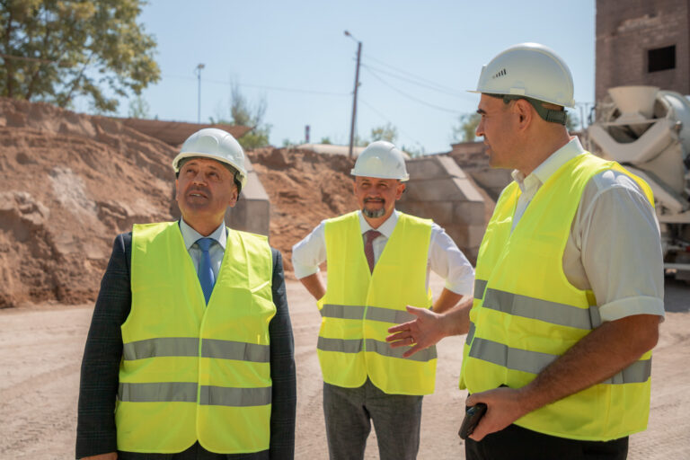 Цементный комбинат. Планы и реалии