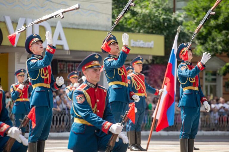 Полифония общенародного празднования