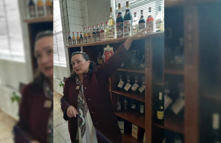Своим традициям верны