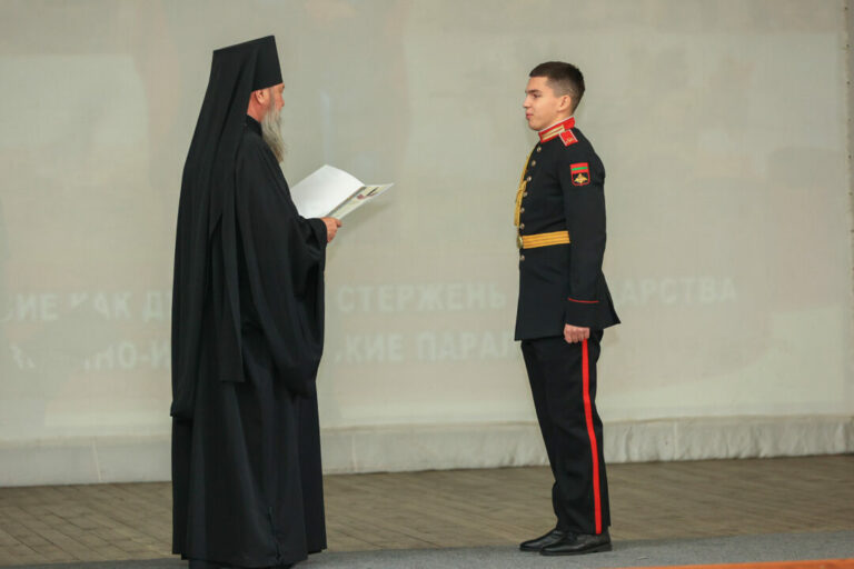 Вера и любовь, взятые за основу