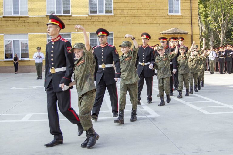 Суворовцы. Первая семилетка