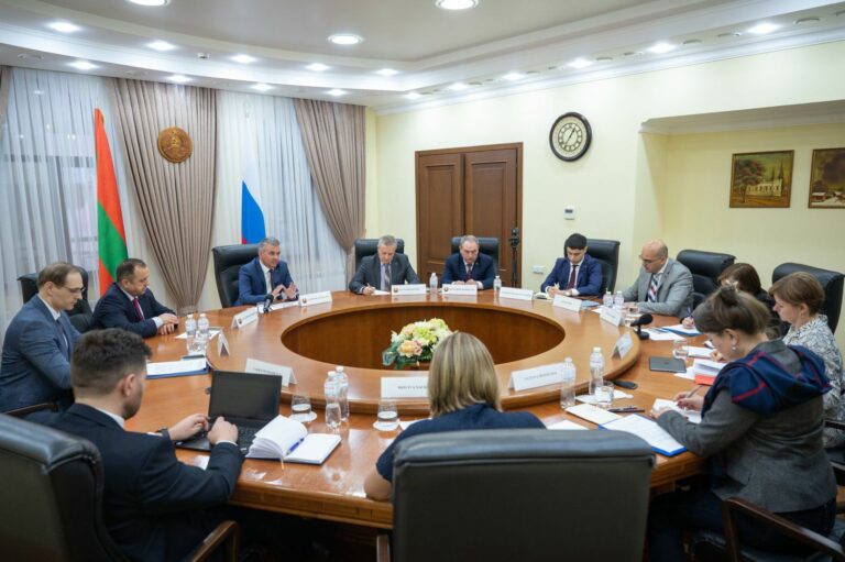 Силой доверия не добиться