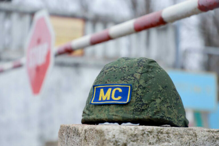 Поздравление с Международным днем миротворцев
