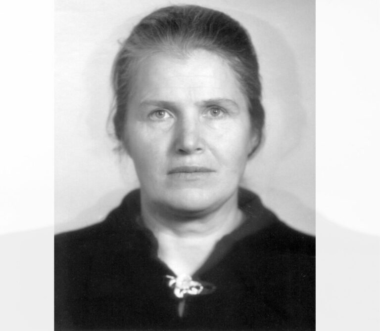 Летит листок календаря…