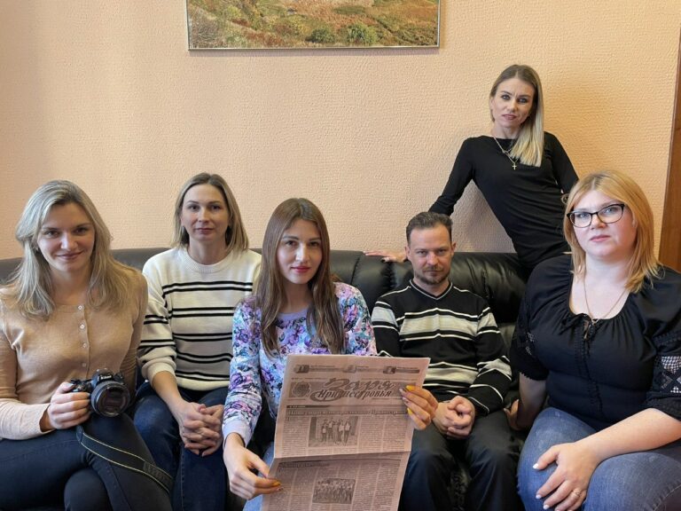 «Где они возьмут бумагу?»