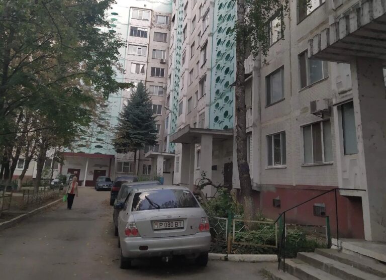 Сорок лет счастья