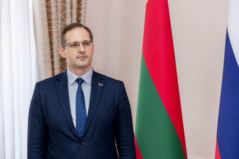 Переговоры без движения