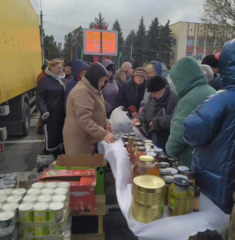 Погода ярмарке не помеха