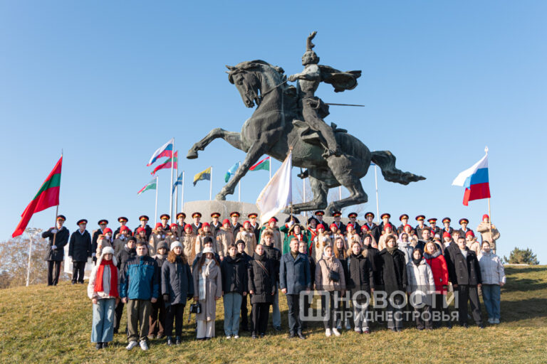 Чтить память предков