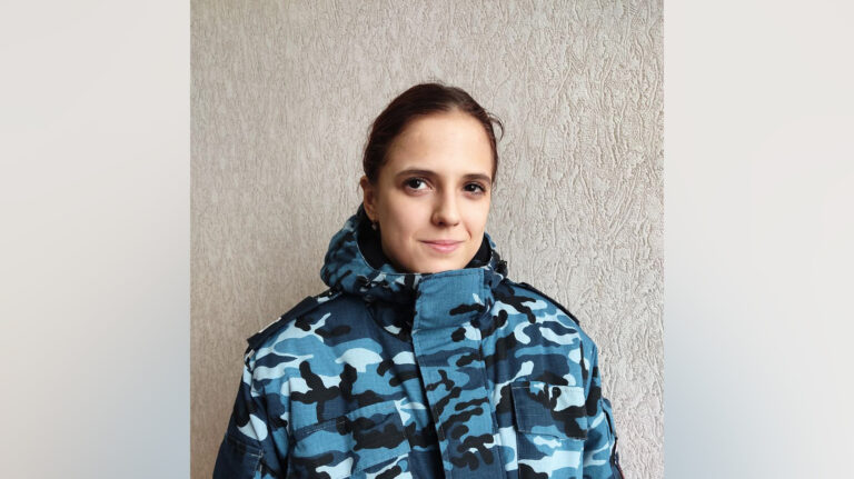 Курсант ТЮИ на пьедестале почёта