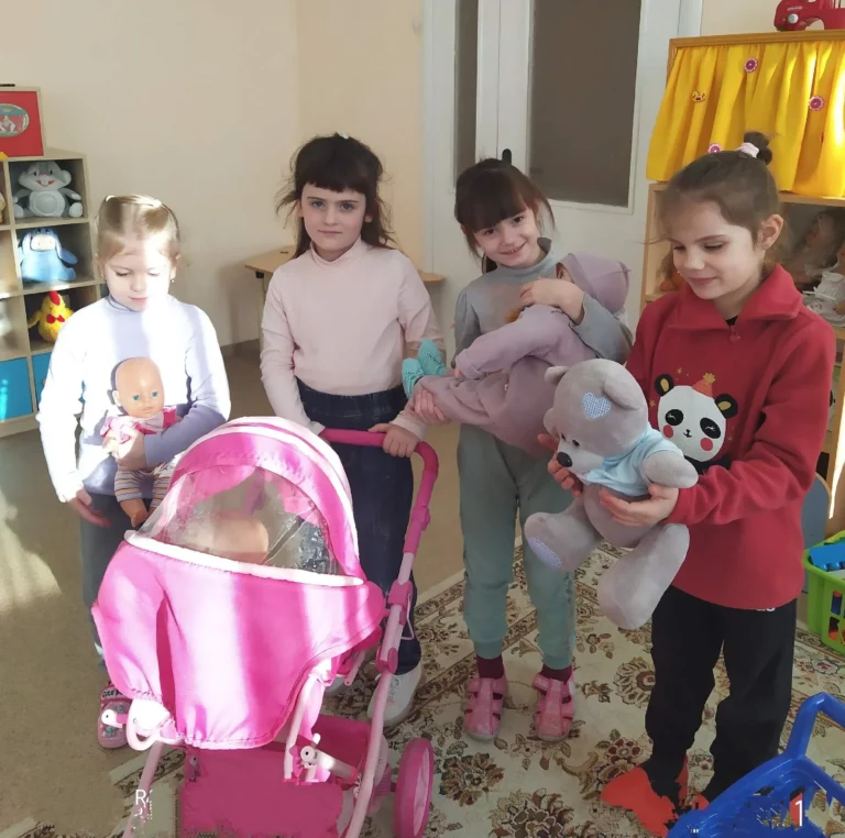Детям здесь тепло и уютно