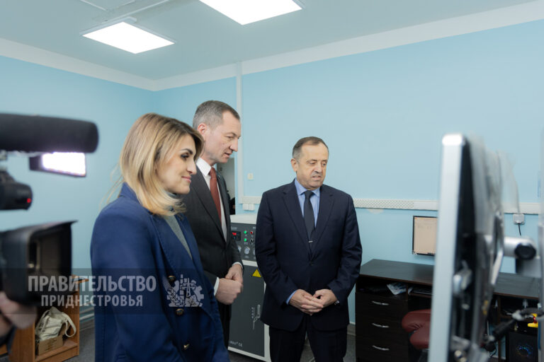 Протезы и импланты на ЗD-принтере