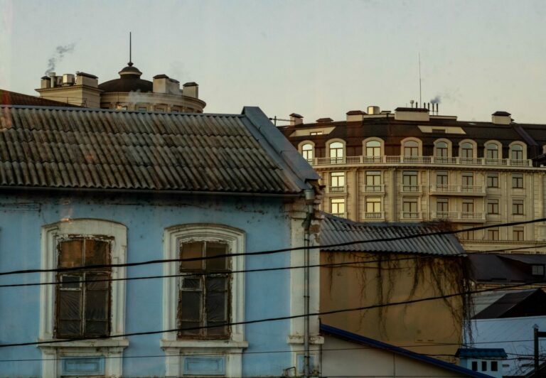 По городам и весям