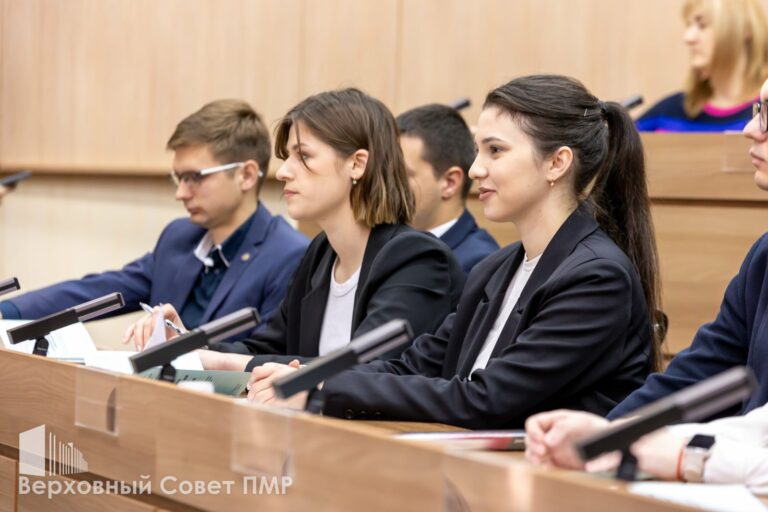 Законотворчество молодёжи