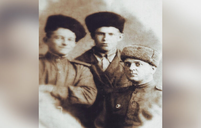 Знаете, каким он солдатом был?