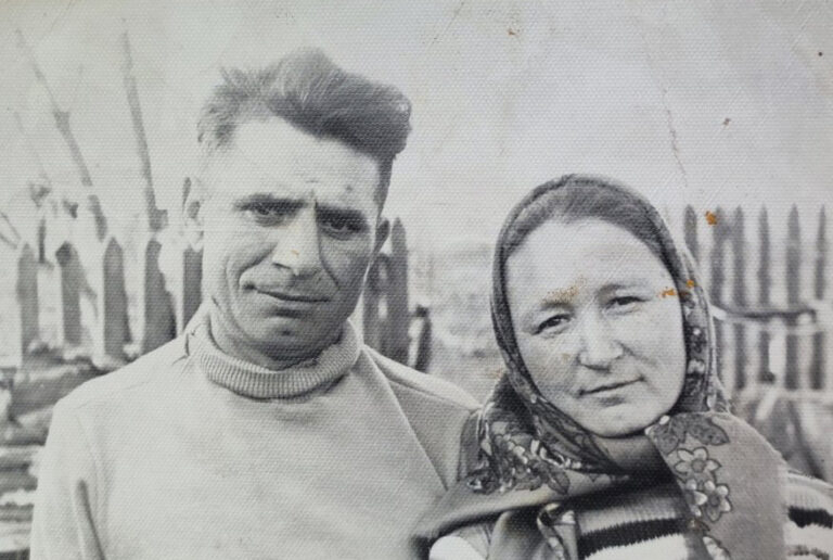 Жили бедно, но дружно