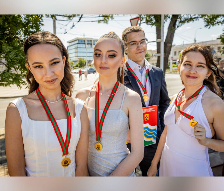 «Золото» и «серебро» за успешную учёбу