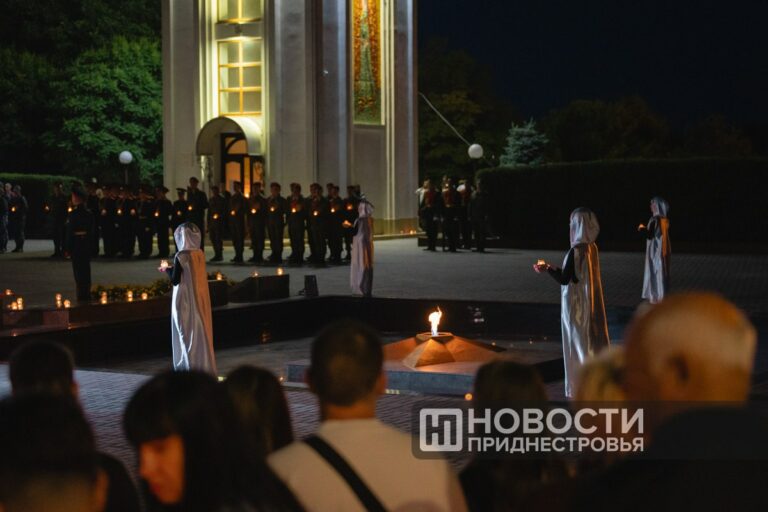 Нам этой даты не забыть