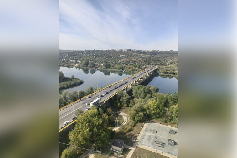 Молдова разблокировала мосты через Днестр