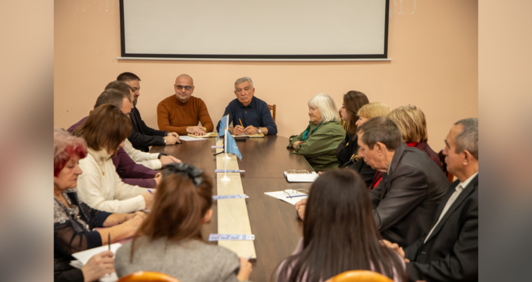Газета собирает друзей