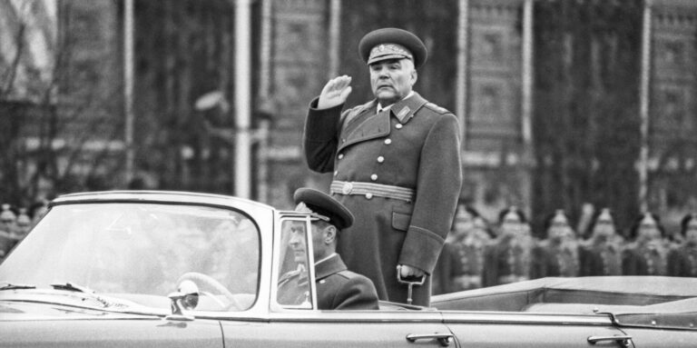 Генерал Вперёд