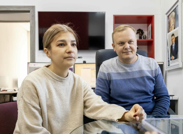 Вам поможет графический дизайнер