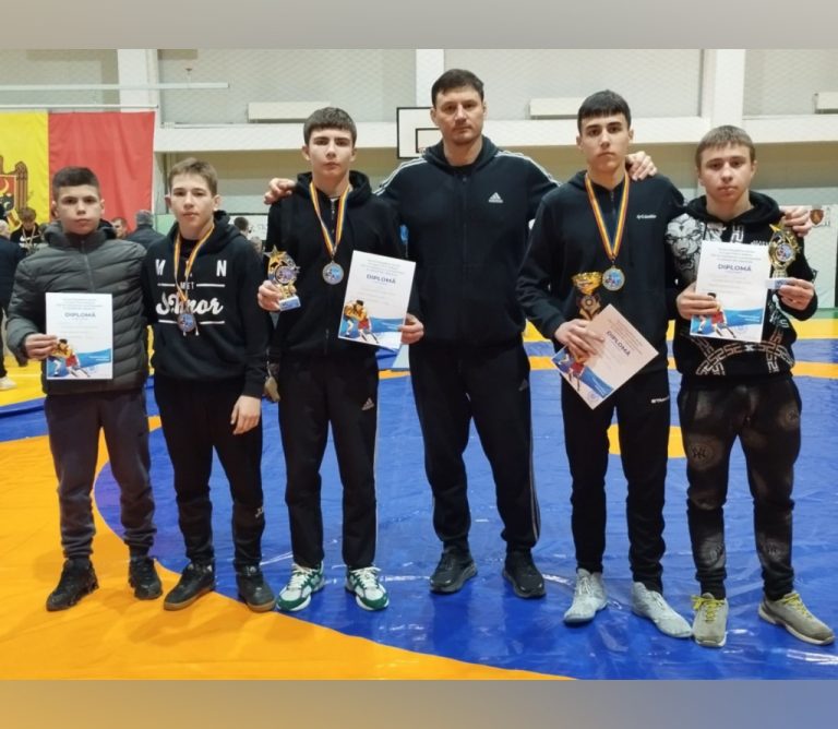 Борьба воспитывает характер