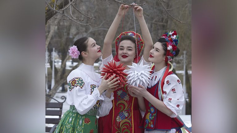 Весенний орнамент «Мэрцишора»